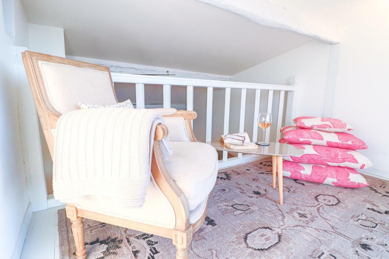 Clt - Unique Duplex & Terrace On The Provencal Market Antibes Bagian luar foto