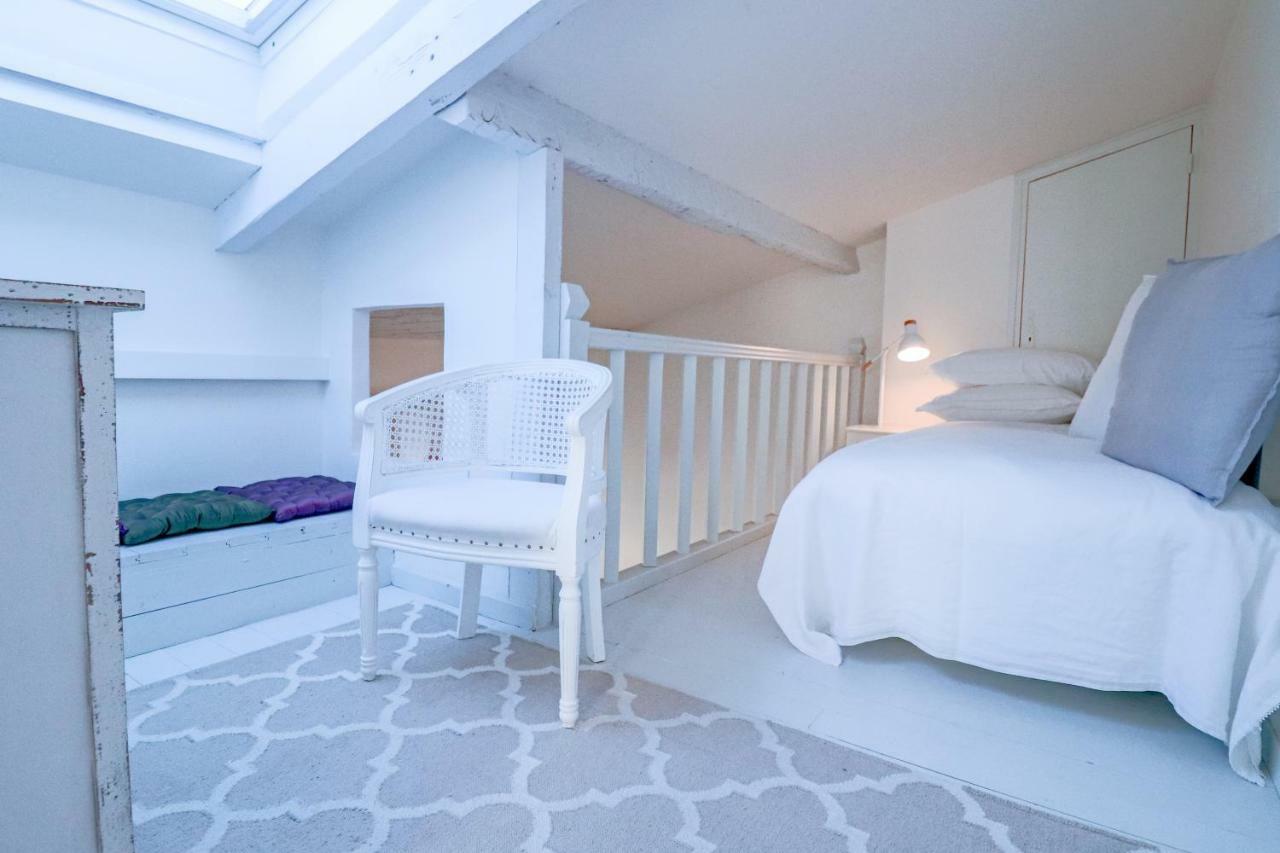 Clt - Unique Duplex & Terrace On The Provencal Market Antibes Bagian luar foto