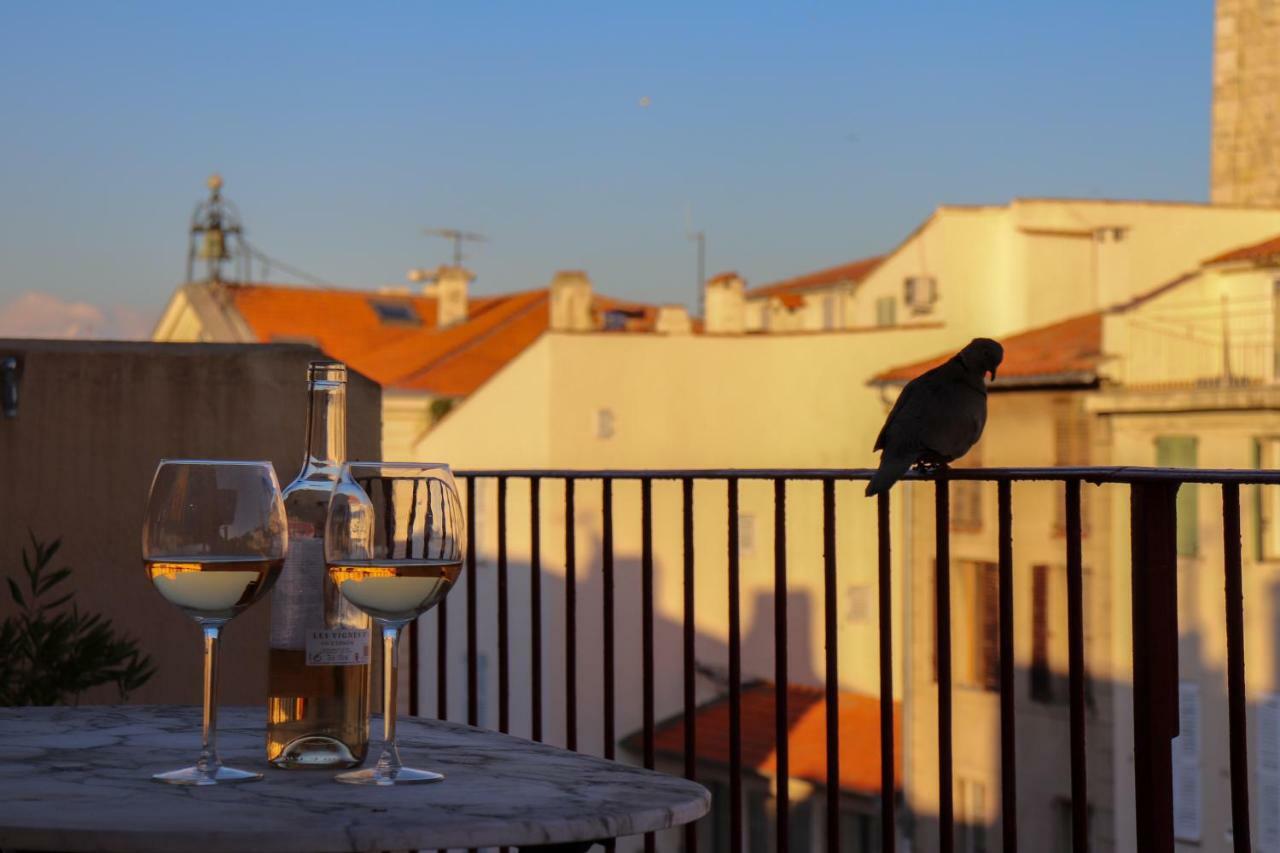 Clt - Unique Duplex & Terrace On The Provencal Market Antibes Bagian luar foto